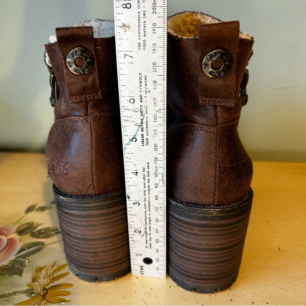 Blowfish Brown Ankle Boots with Faux Fur Lining - Picture 11 of 13
